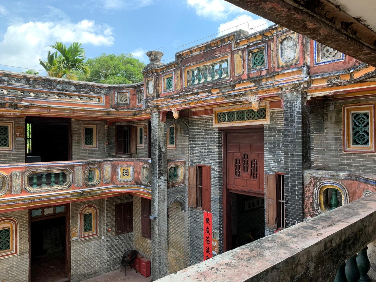 海南，热带风情的海角阳光、沙滩与美食之旅🌞🏖️🍽️